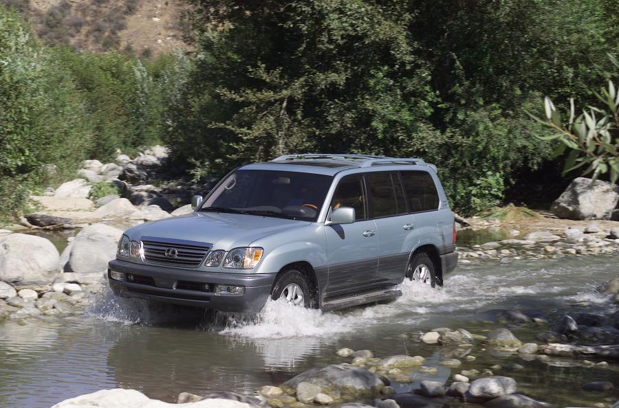  Lexus LX470 2003 года  (фото 26 из 26)